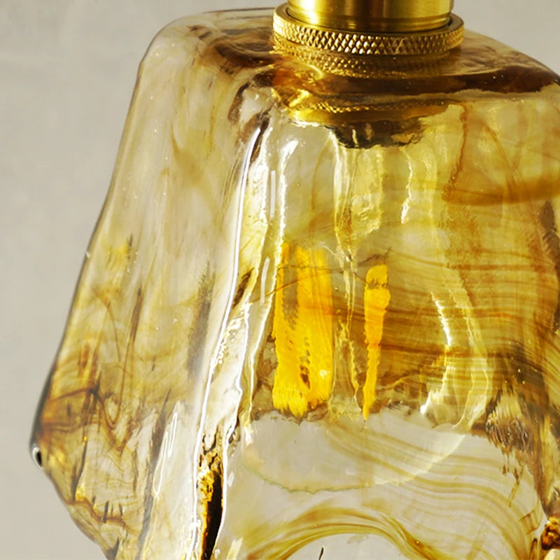 Lampe de chevet ancienne en laiton