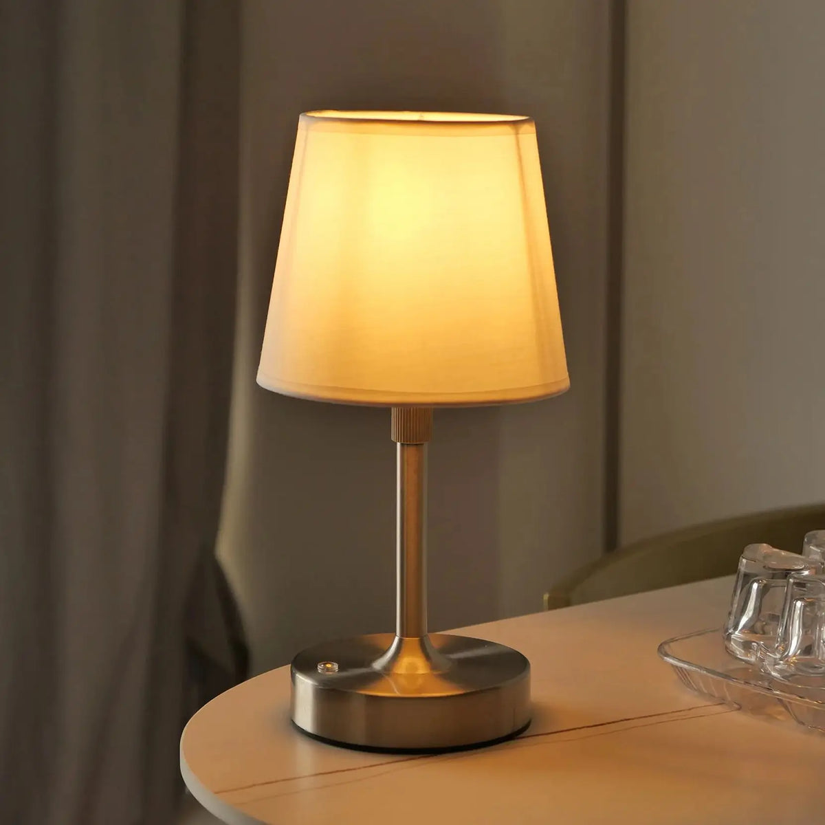 Lampe de chevet argent