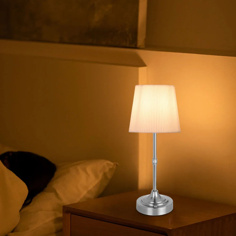 Lampe de chevet argent
