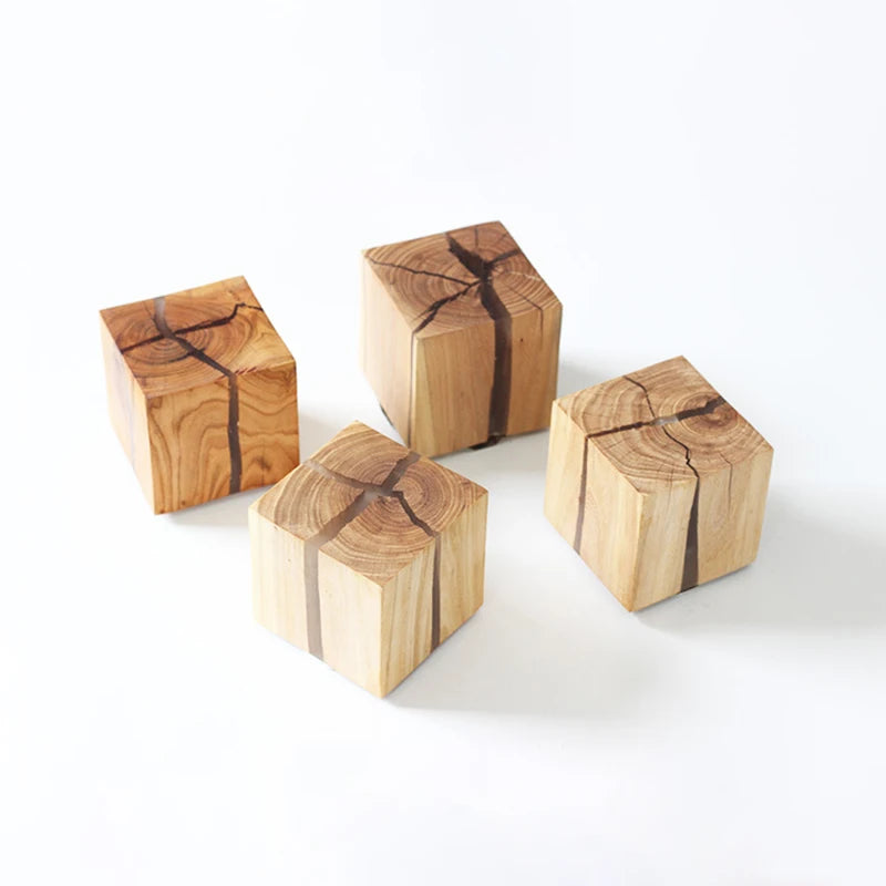 Lampe de chevet artisanale en bois