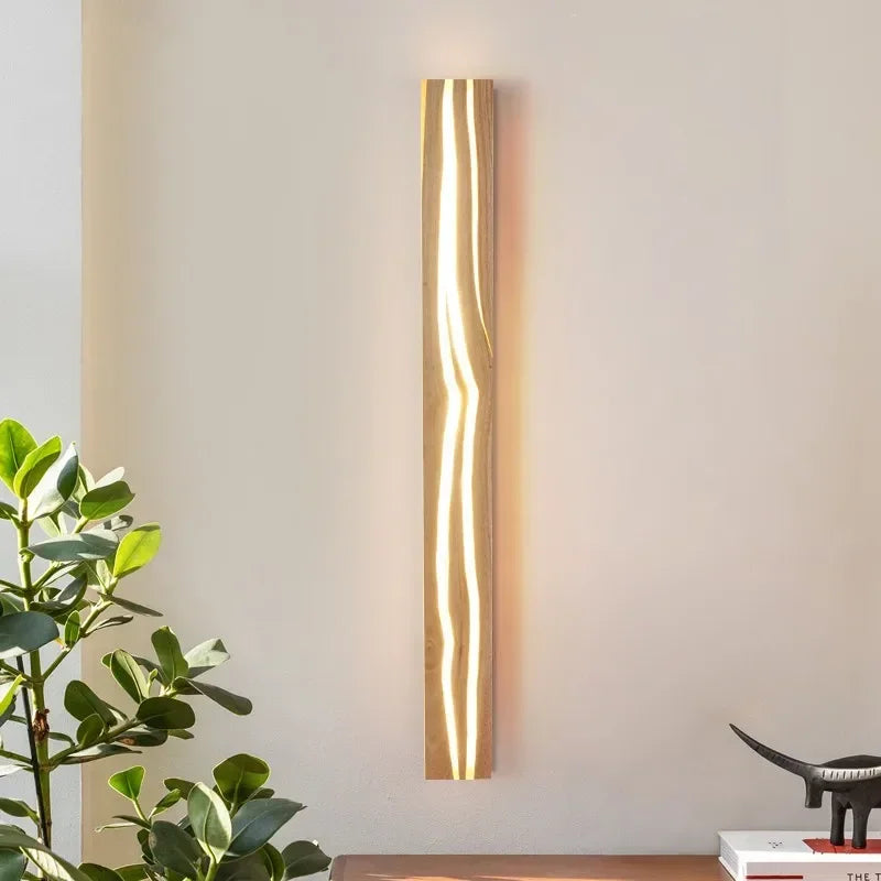 Lampe de chevet artisanale en bois