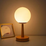 Lampe de chevet avec pied en bois - Vignette | Aura Douce 