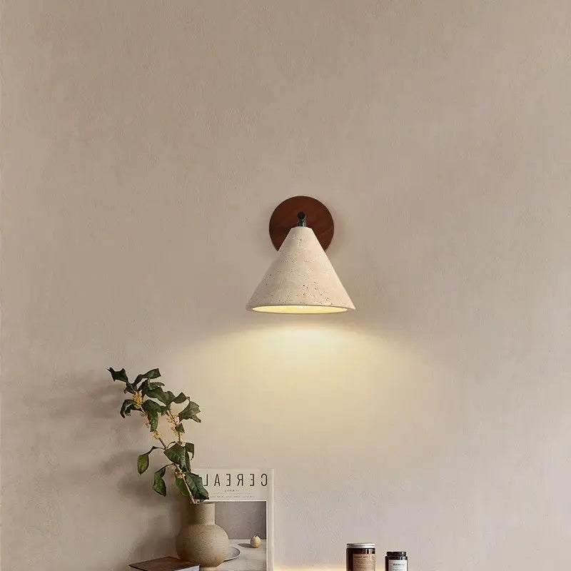 Lampe de chevet beige et bois