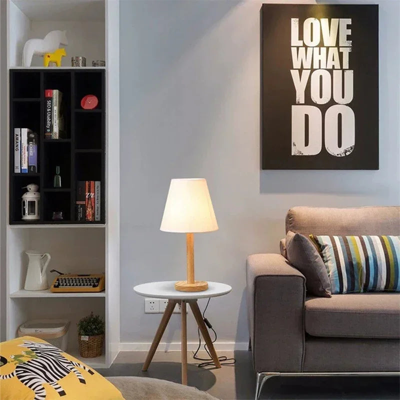 Lampe de chevet blanc et bois