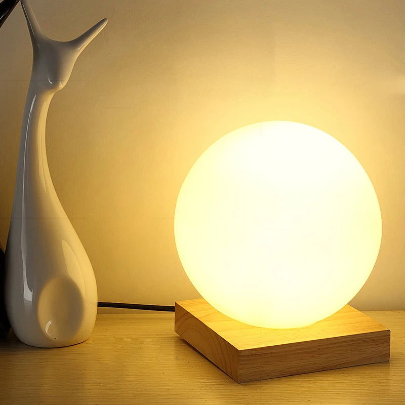 Lampe de chevet bois clair