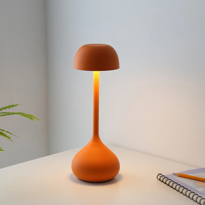 Lampe de chevet contemporaine