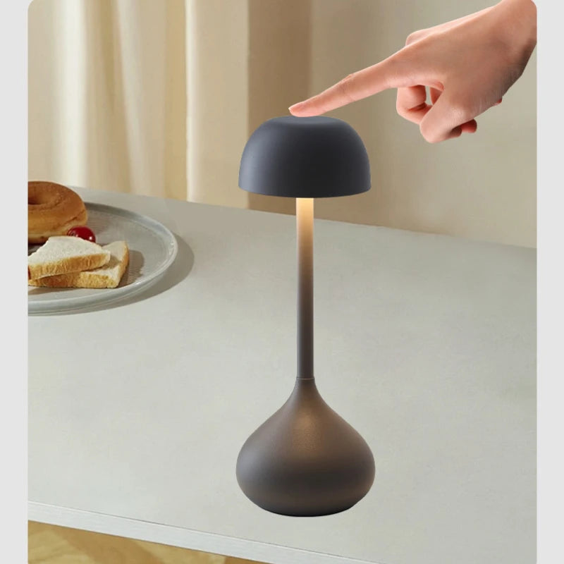 Lampe de chevet contemporaine