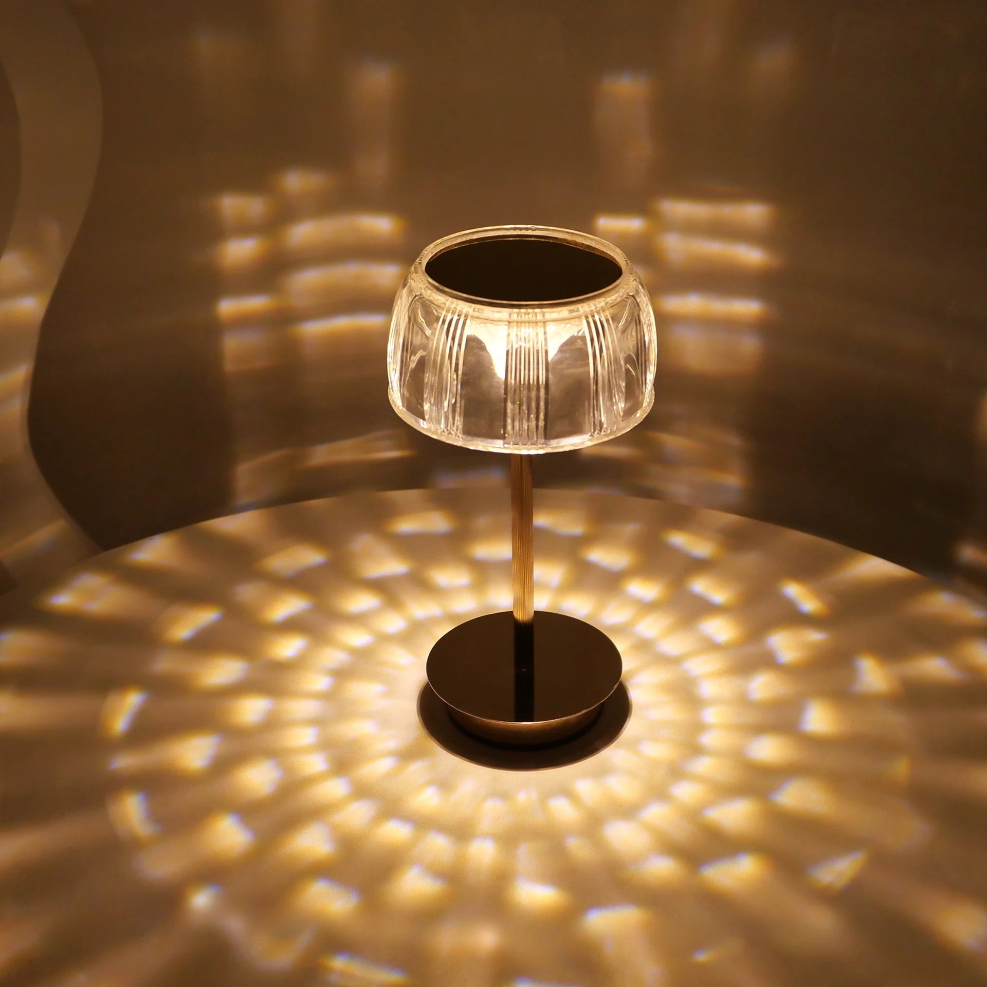 Lampe de chevet dorée tactile