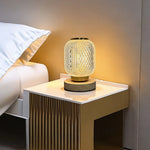 Lampe de chevet elegante - Vignette | Aura Douce 