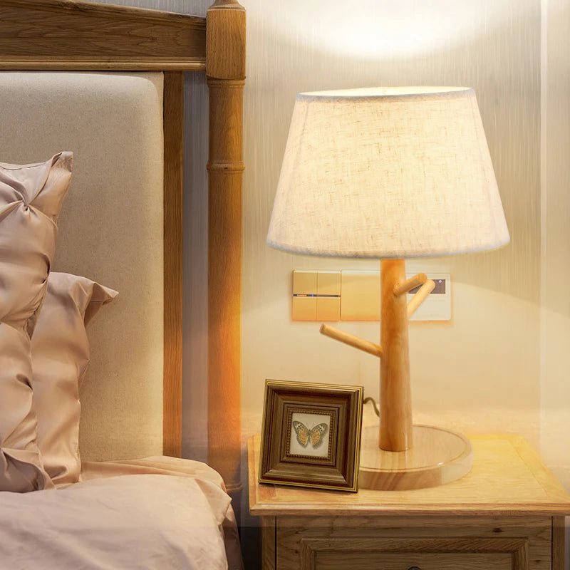 Lampe de chevet en bois