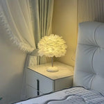 Lampe de chevet en plume - Vignette | Aura Douce 