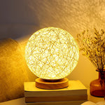 Lampe de chevet en rotin - Vignette | Aura Douce 
