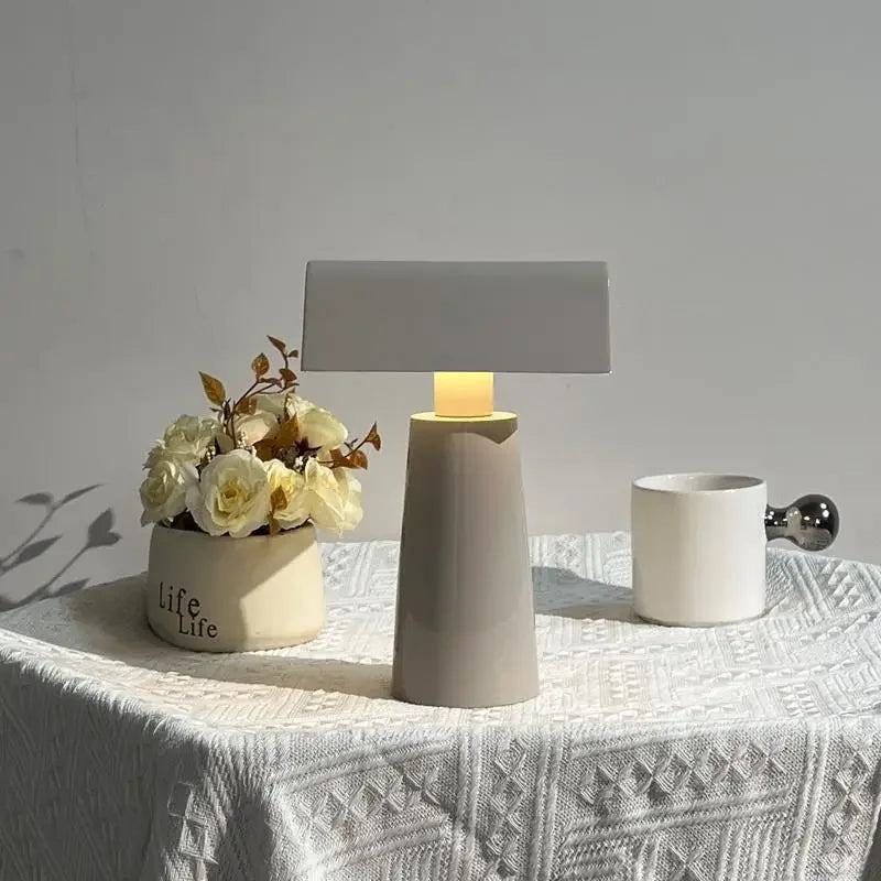 Lampe de chevet italienne