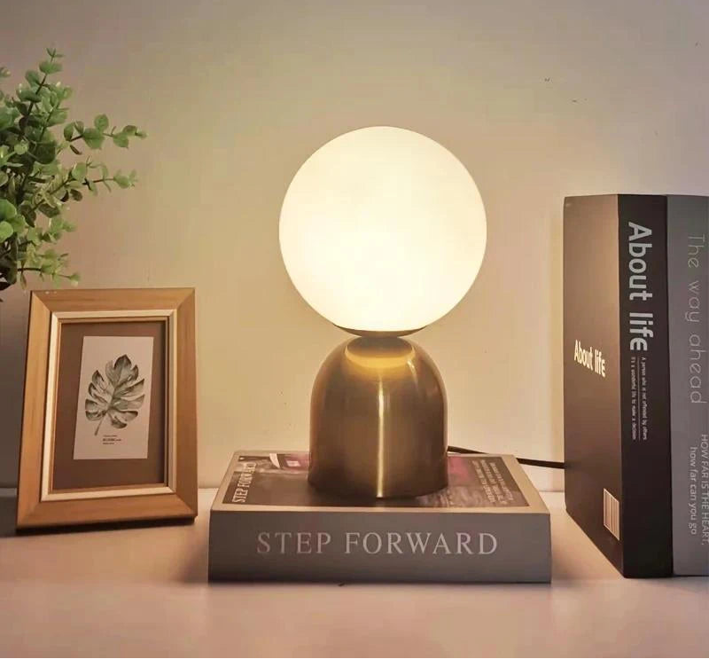 Lampe de chevet laiton et verre