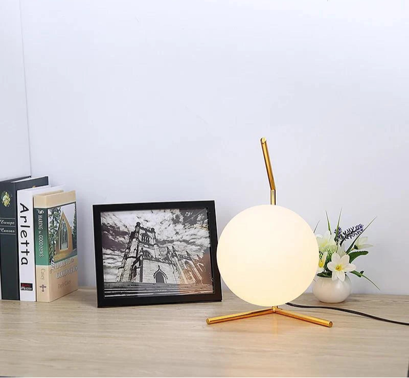 Lampe de chevet moderne