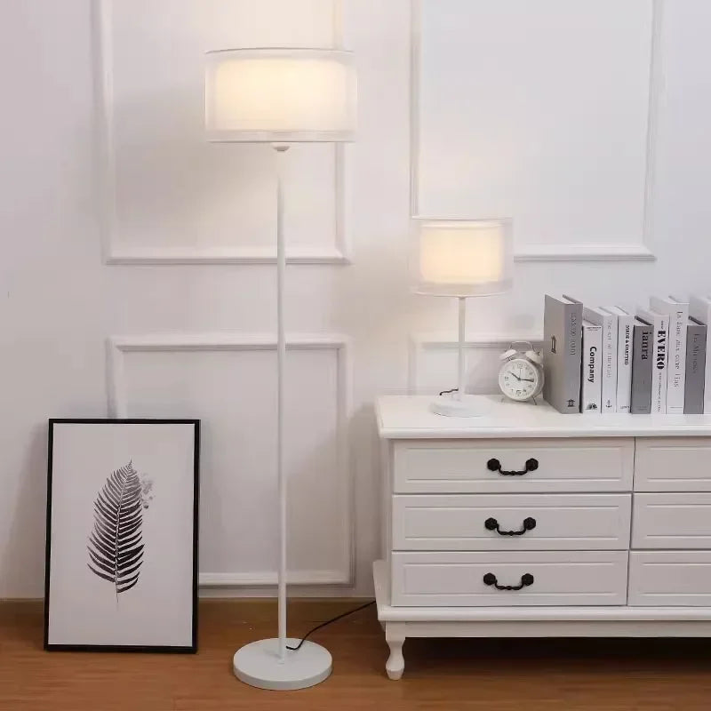 Lampe de chevet noir et blanc