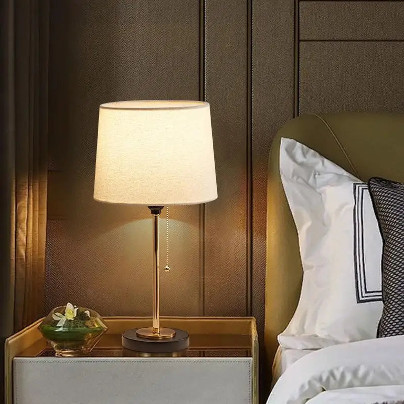 Lampe de chevet or