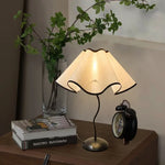 Lampe de chevet pied metal noir - Vignette | Aura Douce 