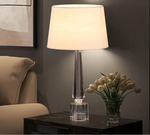 Lampe de chevet pied transparent - Vignette | Aura Douce 