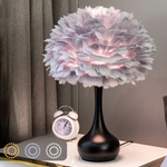 Lampe de chevet plume blanche - Vignette | Aura Douce 