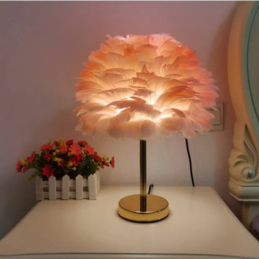 Lampe de chevet plume blanche