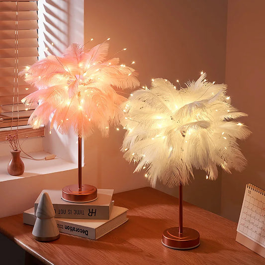 Lampe de chevet plume rose