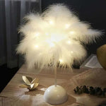 Lampe de chevet plume rose - Vignette | Aura Douce 