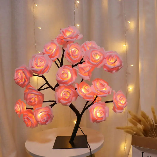 Lampe de chevet rose fleur rose allumé