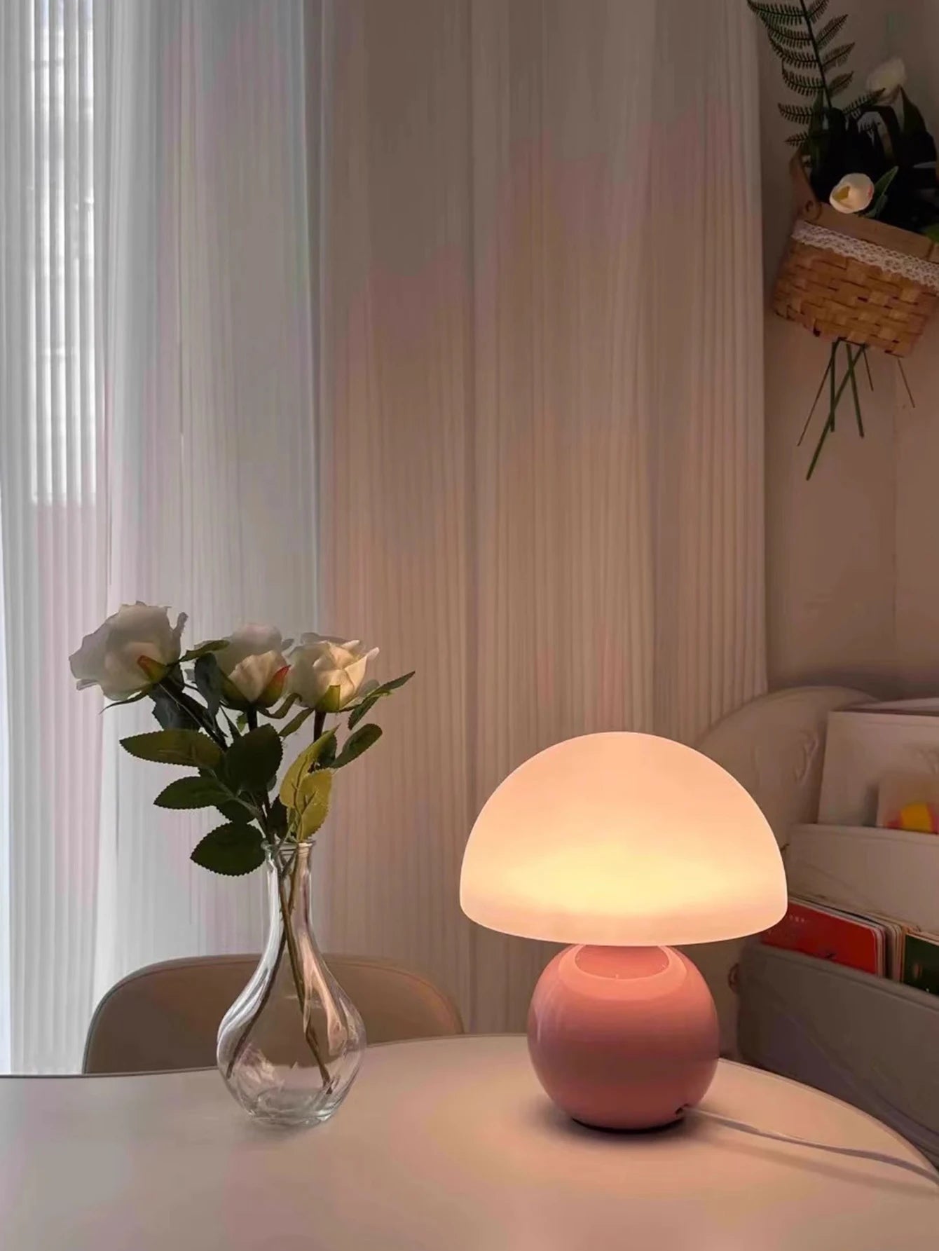 Lampe de chevet rose