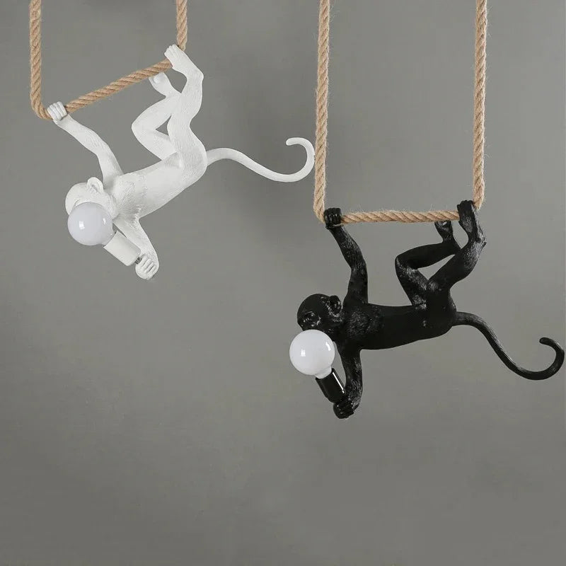 Lampe de chevet suspendu avec prise